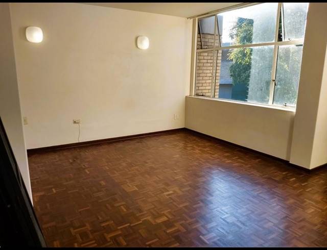 1 BEDROOM APARTMENT FOR SALE IN NORWOOD